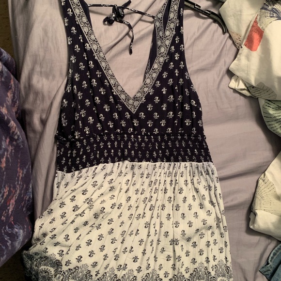 Tops - Picture 2 of 6